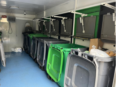 貓先生智能垃圾房，垃圾分類設(shè)備廠家，定時(shí)定點(diǎn)垃圾收集點(diǎn)建設(shè)