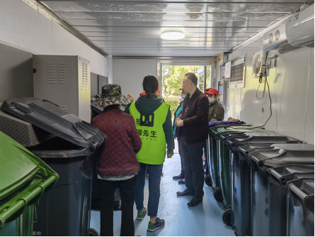 貓先生智能垃圾分類，小區(qū)垃圾房廠家，專業(yè)垃圾收集站制造