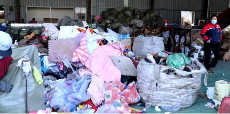 貓先生智能廢品回收箱，再生資源收集柜，小區(qū)垃圾回收站生產(chǎn)廠家