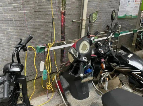 電單車充電樁，智能無線充電樁，智能掃碼電動自行車充電樁廠家