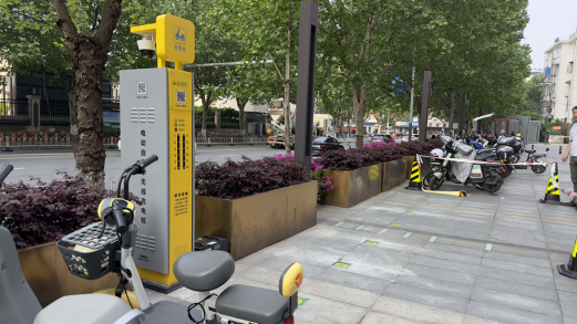 電動(dòng)自行車充電樁，智能無線充電，電單車充電樁廠家